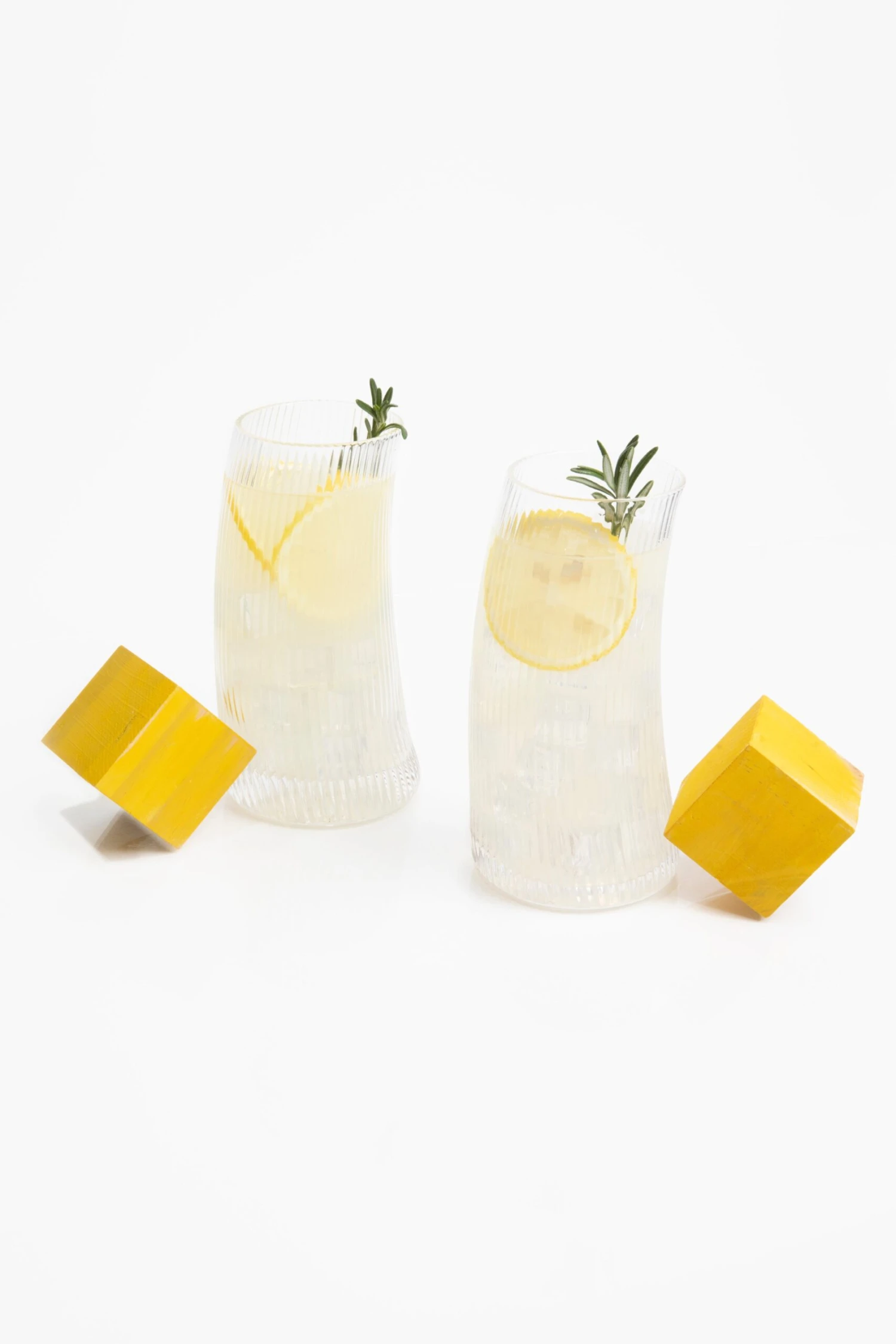 Set Of 2 Curvy Cocktail Glasses 8oz By The Wine Savant - Swerve Twist Glasses Curved Glasses For Cocktails, Perfect For Any Bar, Anniversary Gift, Birthday Gift, Wedding Gift Or Cocktail Party 6 Set Of 2 Curvy Cocktail Glasses 8oz By The Wine Savant - Swerve Twist Glasses Curved Glasses For Cocktails, Perfect For Any Bar, Anniversary Gift, Birthday Gift, Wedding Gift Or Cocktail Party - Image 6