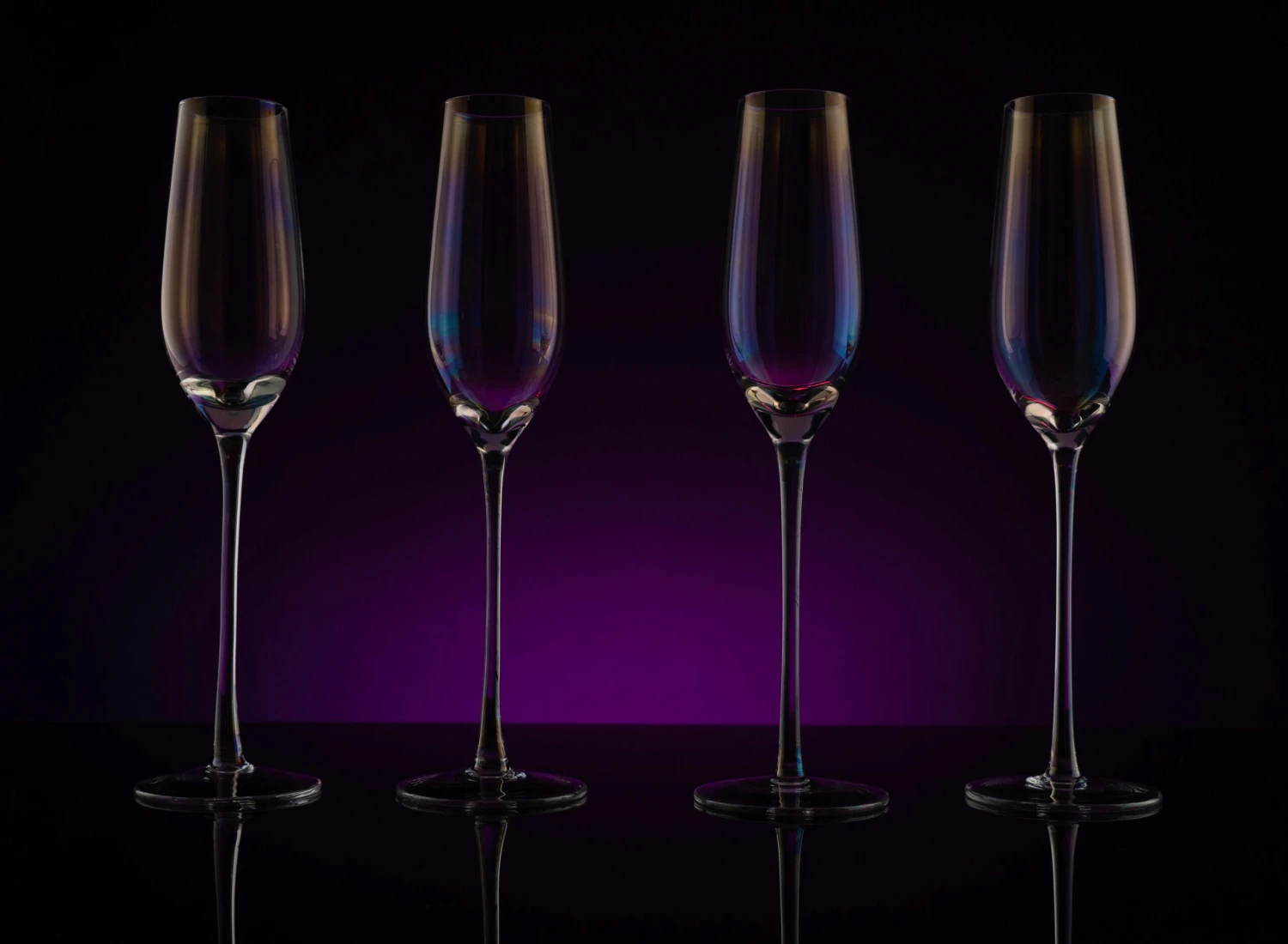 The Wine Savant Iridescent Glasses - Crystal Luster Radiance Set Of 4 - Rainbow Colored Stemware Glassware, Durable Pearl Color Champagne Glasses, An Ethereal Shine (Tall Flutes) 2 The Wine Savant Iridescent Glasses - Crystal Luster Radiance Set Of 4 - Rainbow Colored Stemware Glassware, Durable Pearl Color Champagne Glasses, An Ethereal Shine (Tall Flutes) - Image 2