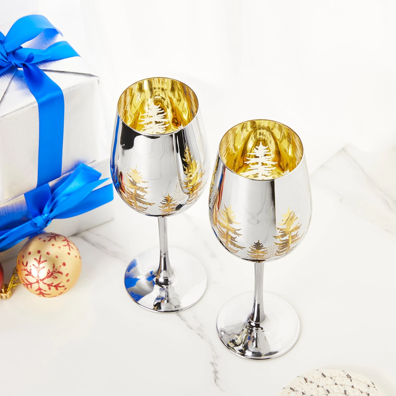 Crystal Christmas Tree Stemmed Wine & Water Glasses - Set Of 2 - Holiday Themed Vibrant Gold Etched Winter Snow Wonderland Frosted Glass, Perfect For Seasonal Parties, Gifts For Him & Her Trees Décor 2 Crystal Christmas Tree Stemmed Wine & Water Glasses - Set Of 2 - Holiday Themed Vibrant Gold Etched Winter Snow Wonderland Frosted Glass, Perfect For Seasonal Parties, Gifts For Him & Her Trees Décor - Image 2