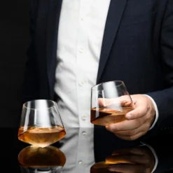 The Wine Savant Diamond Whiskey Decanter L With 2 Diamond Glasses Decanter Set, Diamond Wine Glass Holding Base With 2 Diamond Glasses Liquor, Scotch, Rum, Bourbon, Vodka, Tequila -Refined Spirits Store 209