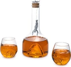 Shark Wine & Whiskey Decanter & Glasses Set By The Wine Savant - 1000ml Shark Decanter With 2 10oz Glasses - Shark Figurine, Aquatic Home Decor, Whiskey Gifts For Sea Lovers, Nautical Gifts, Gift Set -Refined Spirits Store 71cvMR7CRTL. AC SL1500