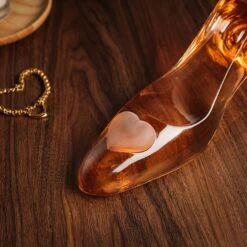 Stiletto Whiskey And Wine Decanter By The Wine Savant With Stopper - Luxurious Handcrafted High Heel Decanter For Wine Liquor Rum Bourbon Tequila - Elegant Decanter Gifts For Women! -Refined Spirits Store 81ZvCwILdeL. AC SL1500