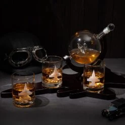 Fighter Jet Wine & Whiskey Decanter Set F16, F15, F18, F22 With 3 Glasses By The Wine Savant - Bourbon, Scotch, Vodka, Pilot, Aviation Gifts, Airplane Figurine, Military Veteran Gifts, Airplane Gifts -Refined Spirits Store 81u xBpMEDL. AC SL1500