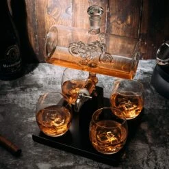 Motorcycle Decanter Whiskey & Wine Decanter Set 1100ml By The Wine Savant With 4 Whiskey Glasses, Motorcycle Gifts, Harley Davidson Motorbike Gifts, Drink Dispenser For Wine, Scotch, Bourbon 19"H 8"W -Refined Spirits Store 910yFu3kmgL. AC SL1500