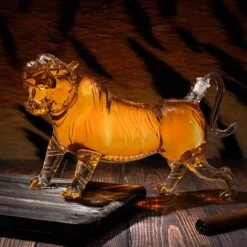 Tiger Decanter 1000ml 11"L Whiskey And Wine Decanter By The Wine Savant 7"H, Tiger Glass Decanter For Whiskey, Scotch, Spirits, Wine, For Whiskey Lovers, Tiger Lovers, Tiger King Gifts -Refined Spirits Store 91UC2PM7CZL. AC SL1500