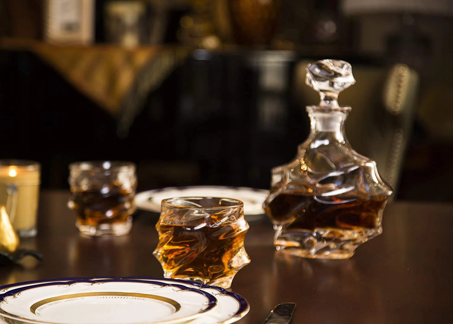 The Wine Savant Wine And Whiskey Mountain Decanter With 4 Glasses And Wood Tray 750 ML 2 The Wine Savant Wine And Whiskey Mountain Decanter With 4 Glasses And Wood Tray 750 ML - Image 2